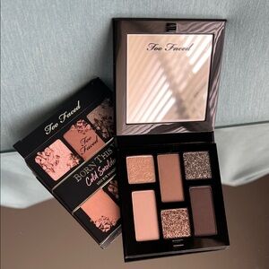 Too Faced Born This Way Eyeshadow Palette - Cold Smolder Nudes